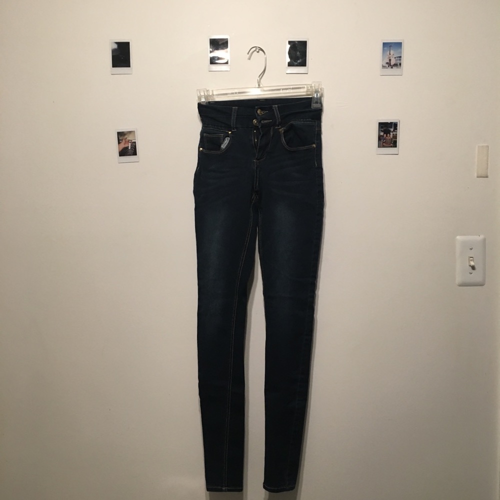 high waisted jeans